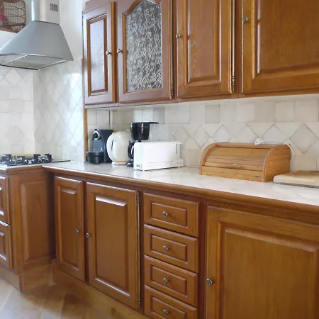 Rossini 1 - A Spacious One Bedroom In Central