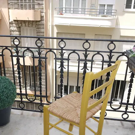Appartement Rossini 1 - A Spacious One Bedroom In Central Nice